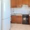 Stunning Apartment In Nin With Wifi - نين