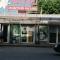 Charming Apartment with Balcony - 维丁
