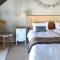 The Cottage Collection Paternoster