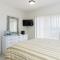 Shearin by Bryant Real Estate - رايتسفيل بيتش