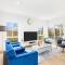 Brand New Comfy Home 4Bedroom designer furniture
