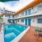 Spacious Oceanfront Studio with pool access - M27