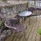 Bespoke coastal 2 bed cottage with free parking