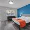 Ocean view Balcony with Pool & Parking -M42