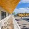 Unit with Balcony and Parking at the beach -M45