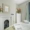 Dorset House, Salcombe, with Free Parking
