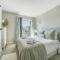 Dorset House, Salcombe, with Free Parking