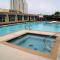 GV402 LUXURIOUS CONDO 3 min walk to beach, next Beach Park Isla Blanca - South Padre Island