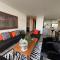 DN3A Spacious apartment in Cayalá with pool - Гватемала