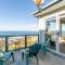 Pacific Ocean seafront home near airport