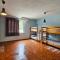 Traveler Hostel