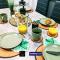Modern 4-Bed House, Free Parking & WiFi in Swinton