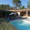 CABANON PROVENCAL en pierres et acces piscine luxe - 洛尔格