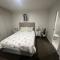 ADELAIDE CBD APARTMENT - 3BR, 2BATH & CARPARK ADELAIDE CBD APARTMENT - 3BR, 2BATH & CARPARK