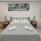 SKG Retreat Emerald - 5min from Metro & Seafront - Solún