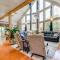 Palmer Getaway with Mountain Views and Fire Pit! - بالمير