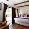 Forest Lodge