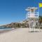 Renovated apartment on beachside with pool