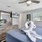 3BR Oasis Sleeps 11 Heated Pool Ping Pong! - Dunedin