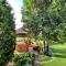 NEON Apartman Csopak Balaton - Чопак