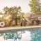 3 Bedrooms with 2 Bonus Rooms and Views! Pool with Spa - Mariposa