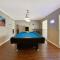 Heated Pool House 14 PPL Stunning Pool Table - 布兰登
