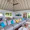 Villa with Light and Soothing Atmosphere - Saint Barthelemy
