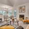 Black Mountain Hideaway with Hot Tub and Pool Table! - بلاك ماونتن