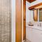 11 Cottesloe - Steps From Beach - Sleeps 3 - Перт
