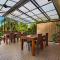 Gladstone Backpackers