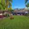 Gladstone Backpackers