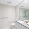 Circle on Cavill - One Bedroom Apartments - Self Contained & Privately Managed - Gold Coast