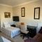 Coras Boutique Bed & Breakfast