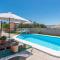 Casa Pulirio Antequera - La Higuera by Ruralidays