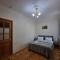 Fontain apartment by Bakuapart