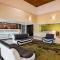 Rodeway Inn At Fort Lee