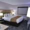 Country Inn & Suites by Radisson, Sparta, WI