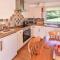 Chalet Meadowview Lodge 3 by Interhome - Launceston