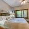 Branson Cabin with Pool Access and Private Boat Slip! - Branson