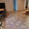 Le1226-Private Basement with WIFI and Free Parking - 埃德门兹顿