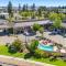 Red Lion Inn & Suites Deschutes River - Bend - بيند