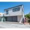 313 E Bay Ave A & B
