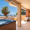 Malibu Mansions by the beach by ALFRESCO STAYS