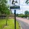 The Holts - Charming 2 Bed Cottage
