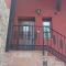 LA CASA ROJA