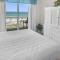 SMP 402 - Large 3 BR Beachfront Condo - Sleeps 10! - Fort Walton Beach