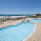 SMP #202 Upscale 3 BR Beachfront Condo-Sleeps 10!