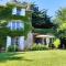 Chateau de Pys Guest House - Latrape