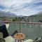 W400 Mountain Surround Top Floor Canmore Vacation