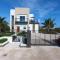 Private Pool Villa Ocean Views Steps from Beach - Long Bay Hills